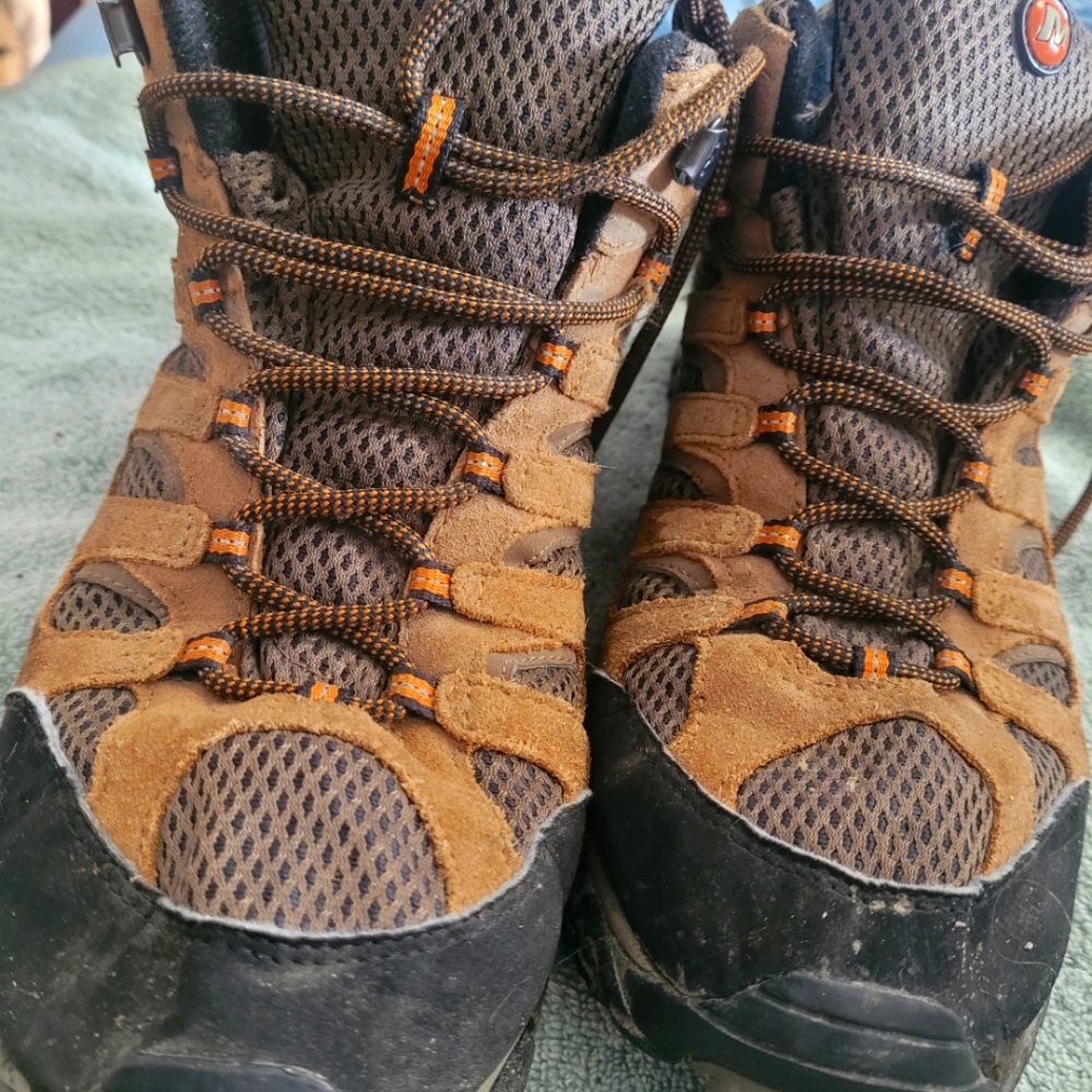 Men's Merrell Moab hiking boots